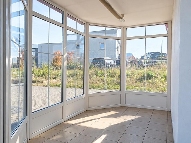 Prodej komerčního prostoru, 210 m² (7 z 26)