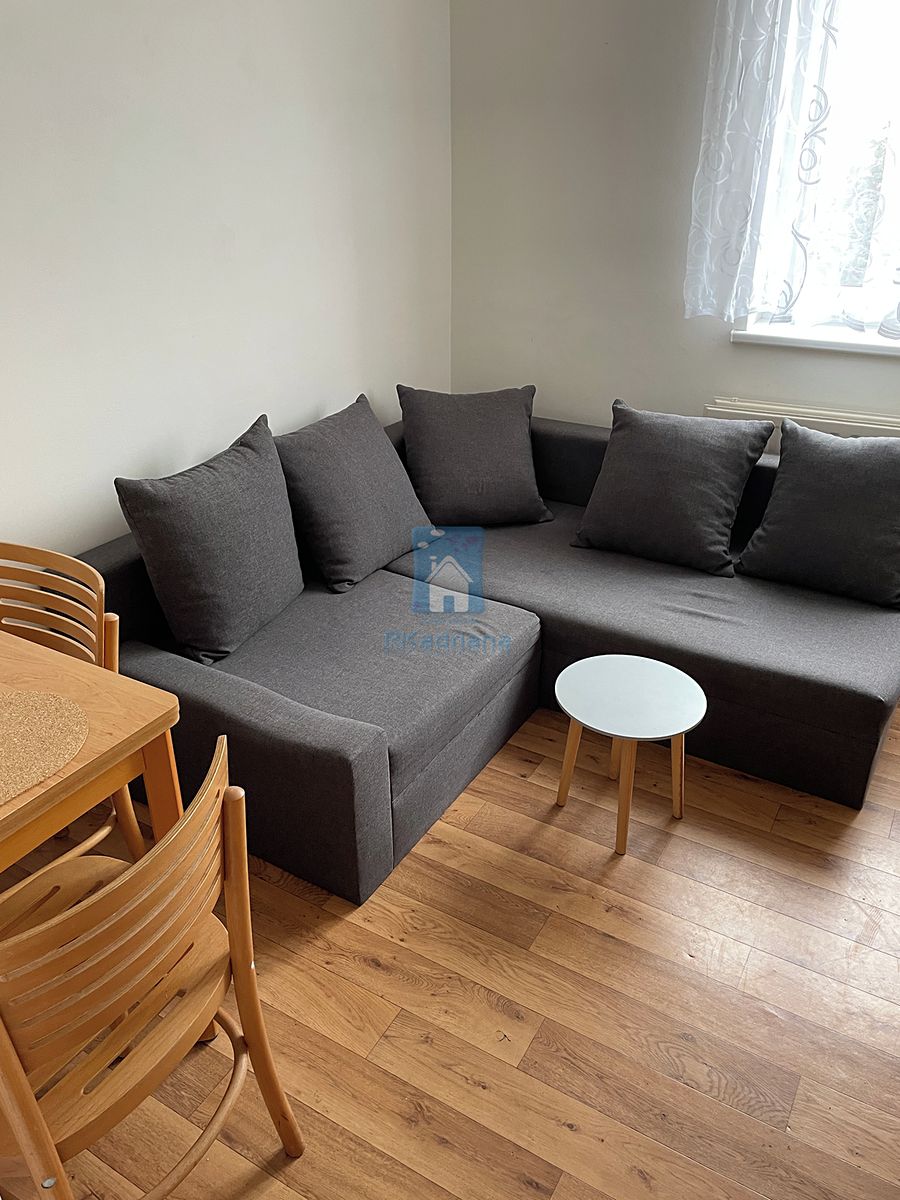 Pronájem bytu 2+kk 30 m² – fotografie 4