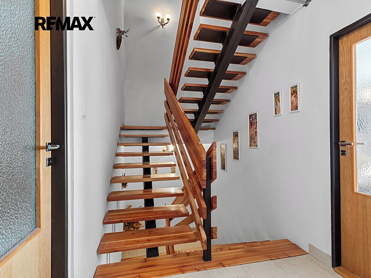 Prodej domu, 302 m² (32 z 75)