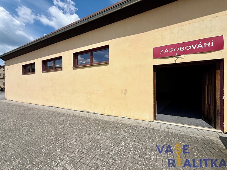 Pronájem komerčního prostoru, 370 m² (22 z 24)