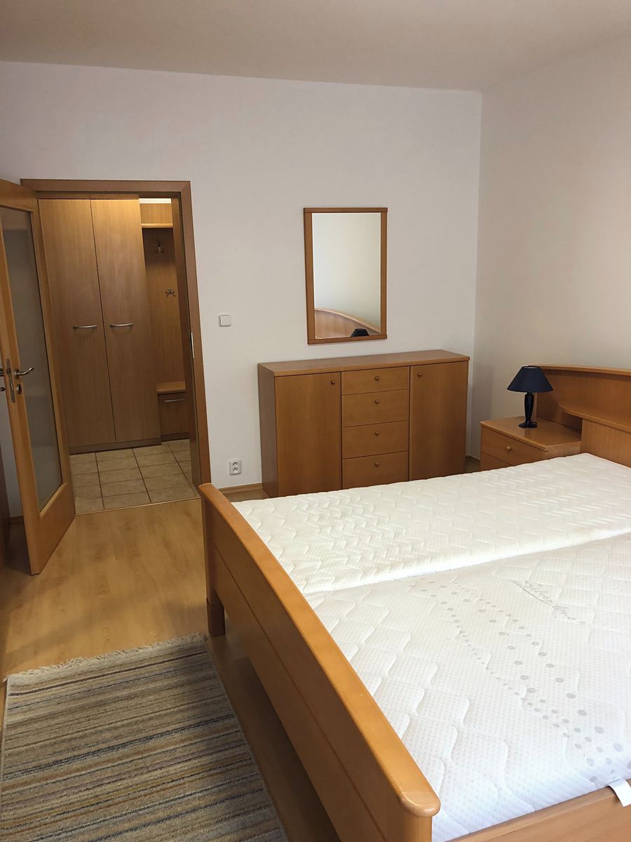 Pronájem bytu 3+1 89 m² – fotografie 4
