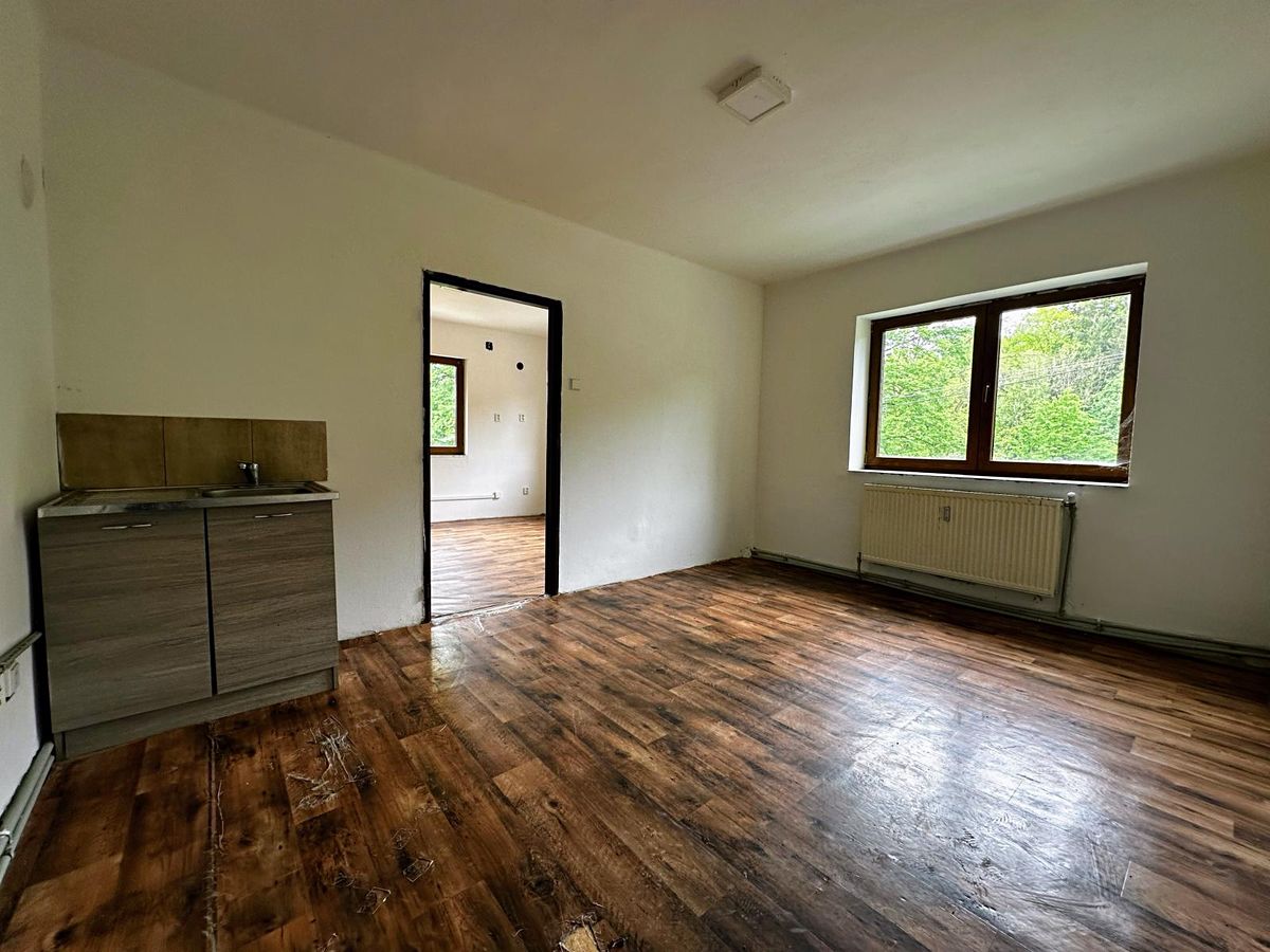 Prodej rodinného domu 150 m², pozemek 1153 m² – fotografie 5