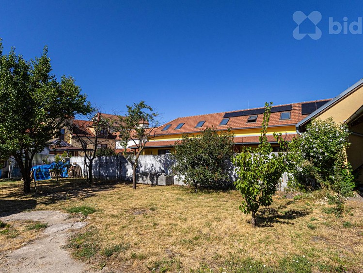 Нерухомість на продаж, 100 м² (10 з 16)