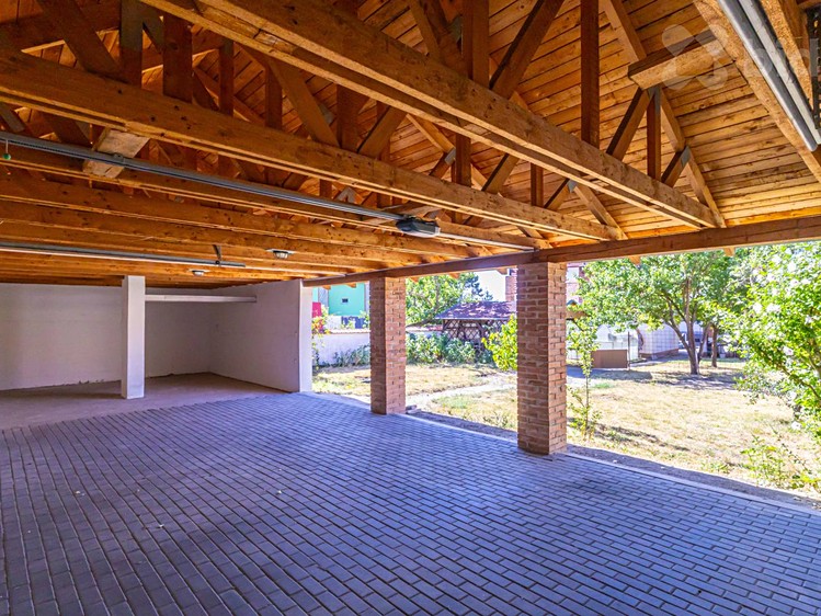 Нерухомість на продаж, 100 м² (7 з 16)