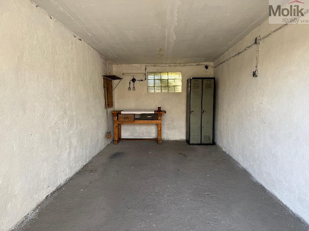 Pronájem garáže 24 m² – fotografie 3