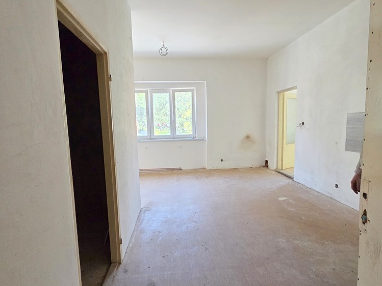Dražba komerčního prostoru, 424 m² (35 z 46)