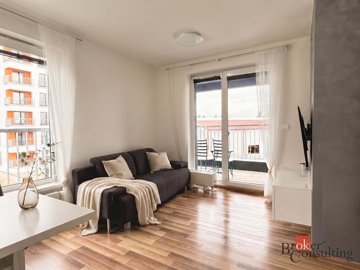 Prodej bytu 3+kk 65 m², Praha – fotka 1 z 3