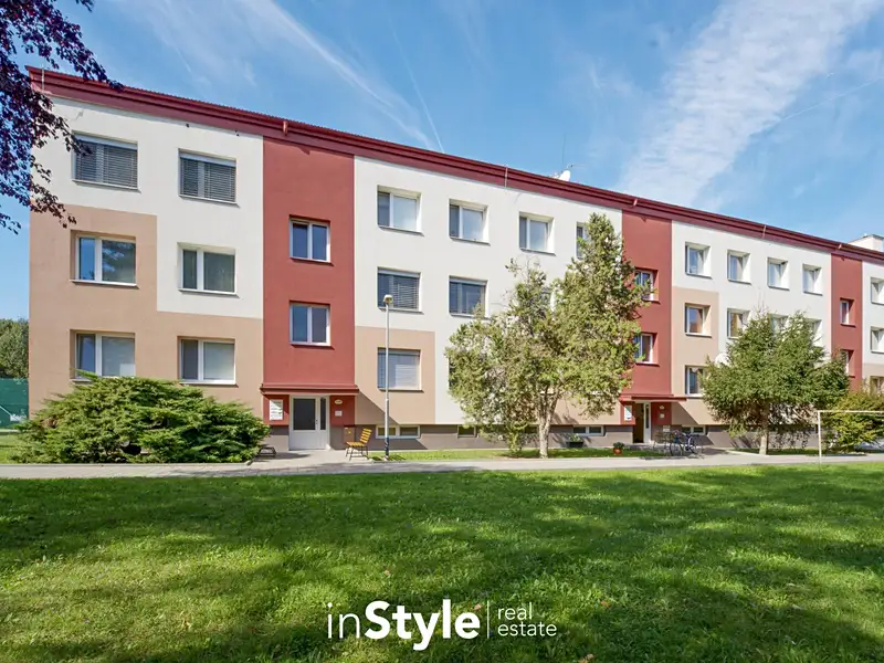 Prodej bytu 3+1 69 m², Kunovice – náhled fotky 1