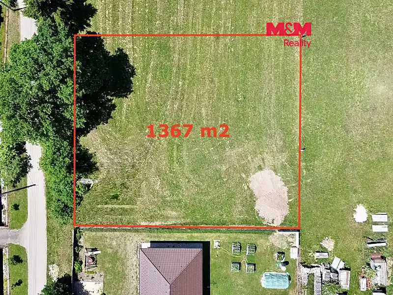 Prodej stavebního pozemku 1367 m², Sviny – náhled fotky 1