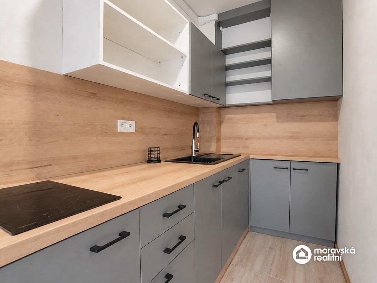 Prodej kanceláře 31 m² – fotografie 5