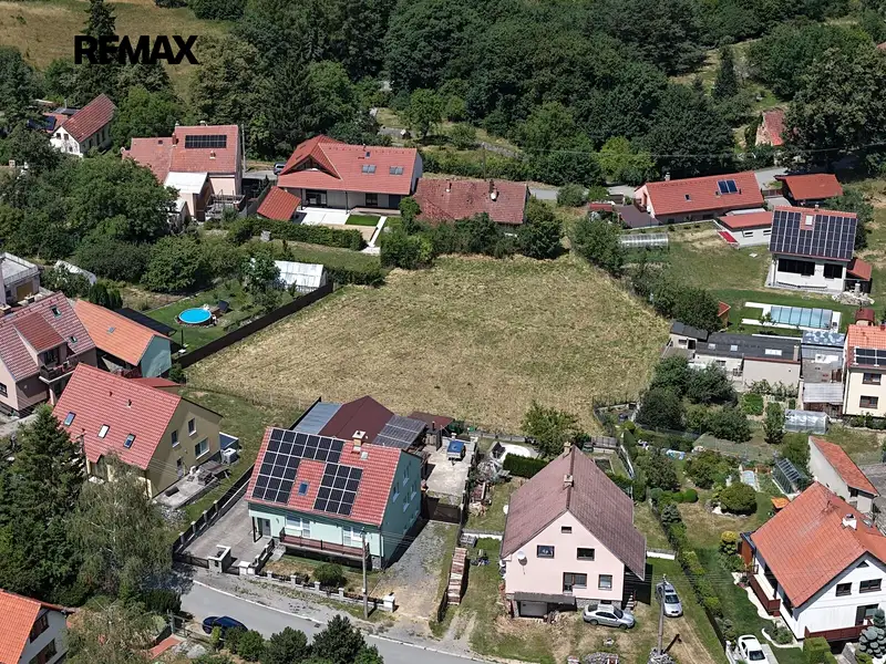 Prodej stavebního pozemku 2464 m², Habrůvka – náhled fotky 2