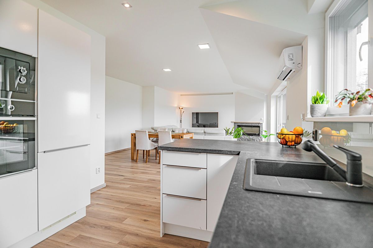 Prodej bytu 3+kk 104 m², Praha – fotka 1 z 3