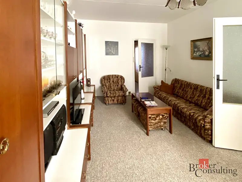 Prodej bytu 3+1 73 m², Praha – náhled fotky 2