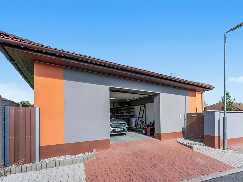 Prodej kanceláře 350 m², Velké Přítočno – náhled fotky 3