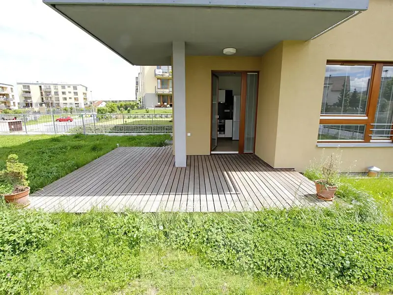 Pronájem bytu 2+kk 42 m², Praha – náhled fotky 2