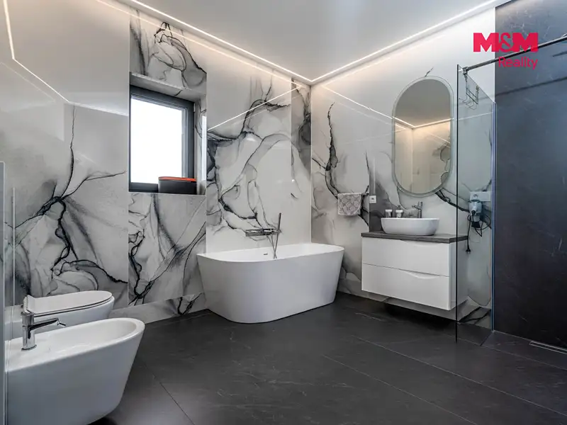 Prodej rodinného domu 400 m², pozemek 896 m², Jirny – náhled fotky 3