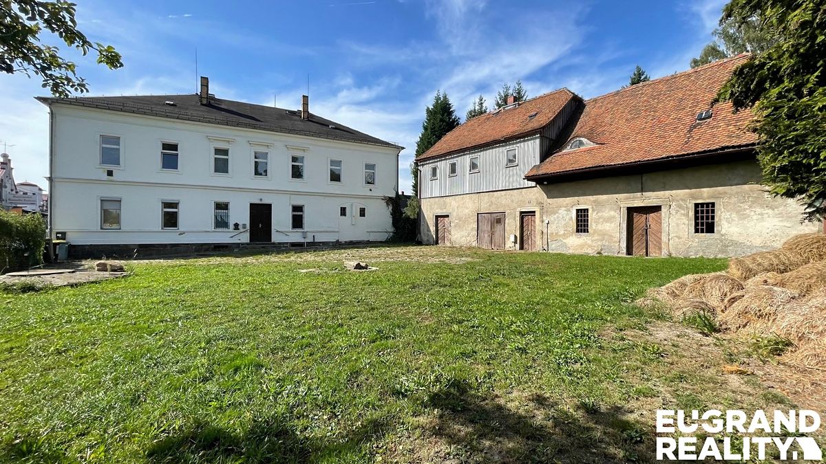 Prodej činžovního domu 300 m², Ebersbach-Neugersdorf – fotka 1 z 3