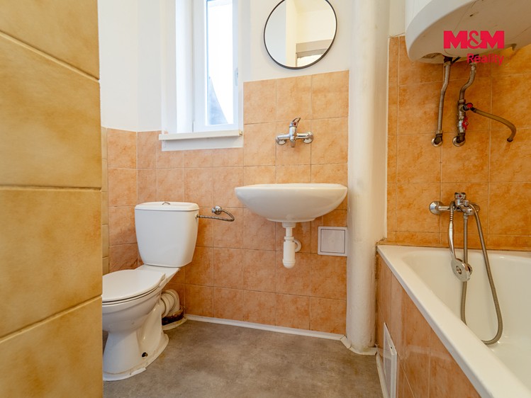 Pronájem bytu 1+1, 37 m² (10 z 14)