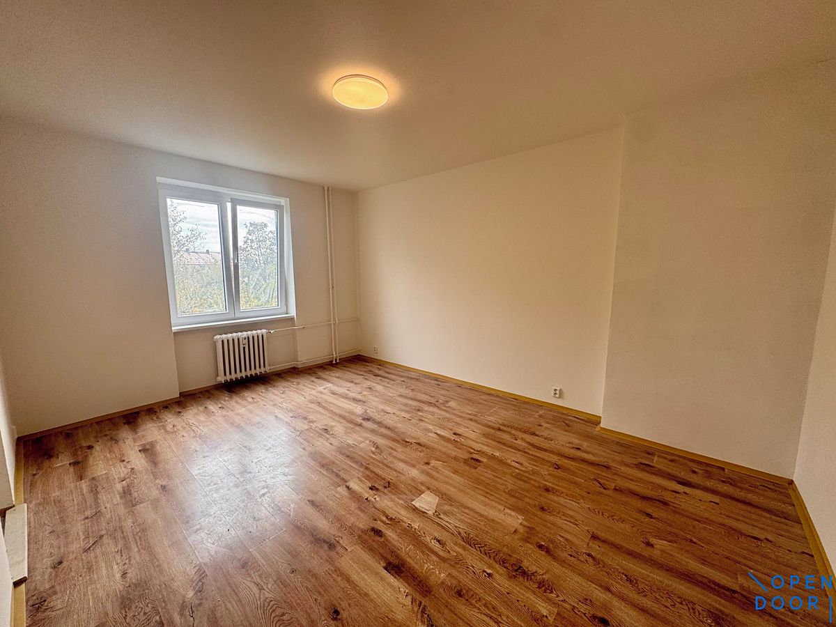 Pronájem bytu 2+1 52 m², Jirkov – fotka 1 z 3