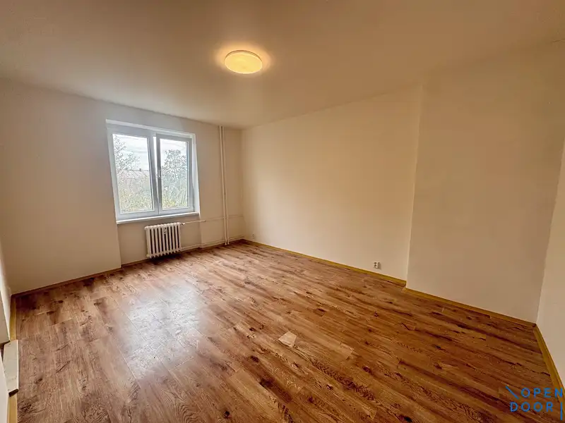 Pronájem bytu 2+1 52 m², Jirkov – náhled fotky 1