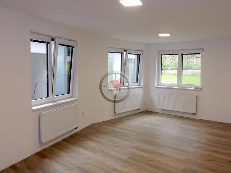 Pronájem bytu 2+kk 63 m², Třebíč – náhled fotky 3