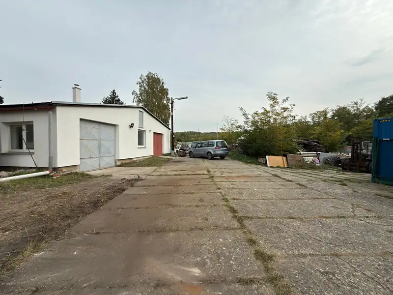 Pronájem garáže 316 m², Most – náhled fotky 3