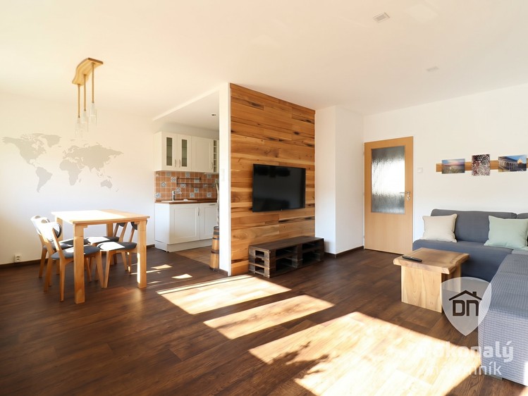 Pronájem bytu 3+kk, 71 m² (1 z 18)