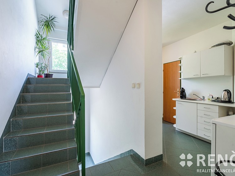 Prodej domu, 265 m² (24 z 39)