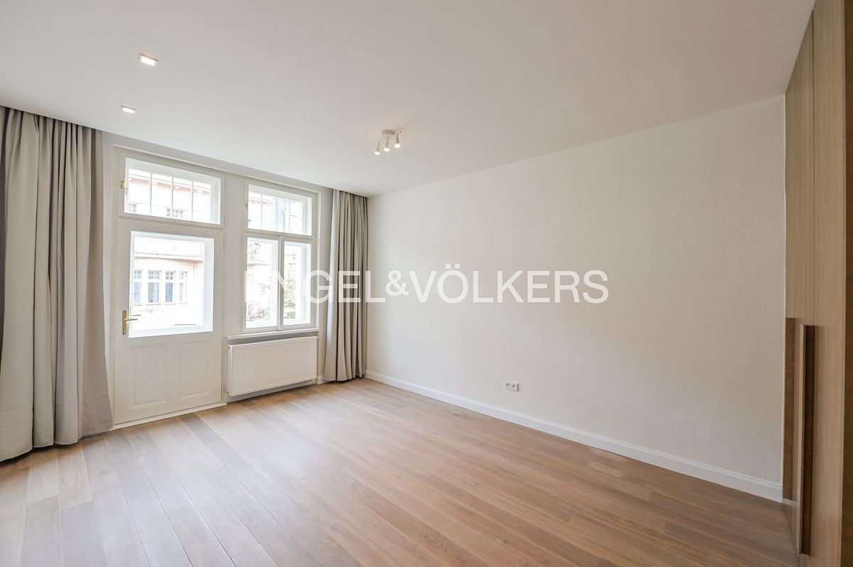 Pronájem bytu 3+kk 93 m²