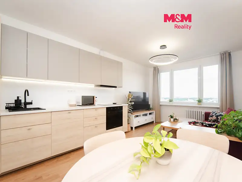 Prodej bytu 4+kk 72 m², Praha – náhled fotky 1