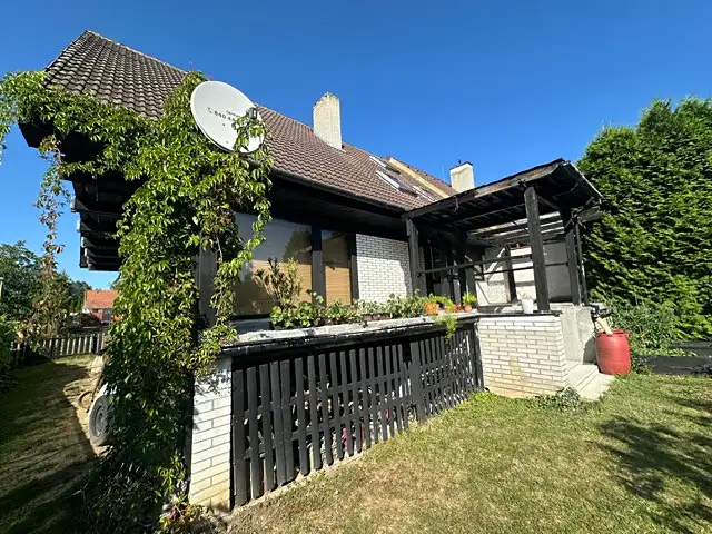 Dražba rodinného domu 180 m², pozemek 392 m², Uherské Hradiště – náhled fotky 2