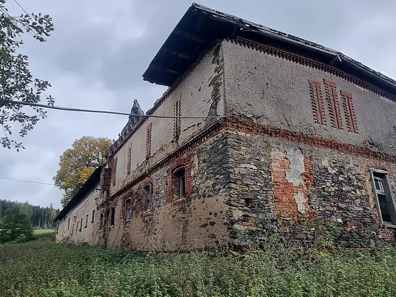 Prodej zemědělského objektu 2400 m², Mrákov – náhled fotky 3