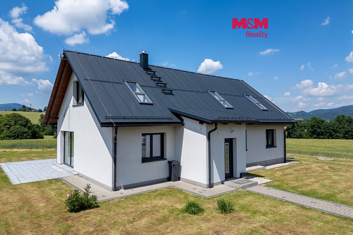 Prodej rodinného domu 160 m², pozemek 2136 m², Jablunkov – fotka 1 z 3