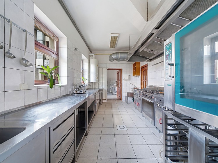 Prodej domu, 630 m² (37 z 83)