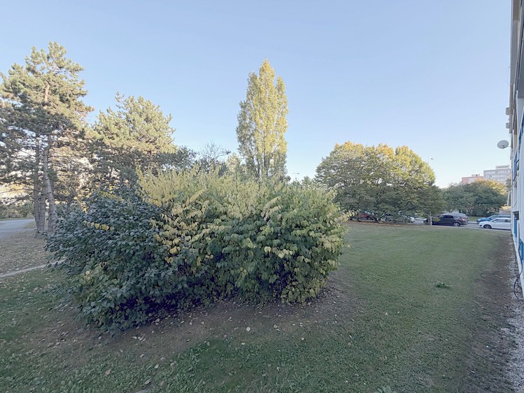 Pronájem bytu 1+kk, 28 m² (12 z 12)