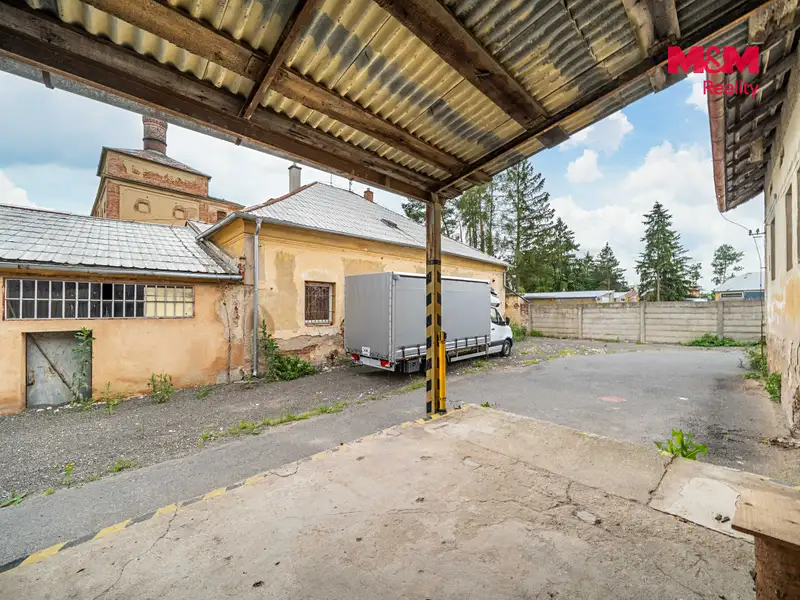 Pronájem skladového prostoru 205 m², Štěnovice – náhled fotky 2