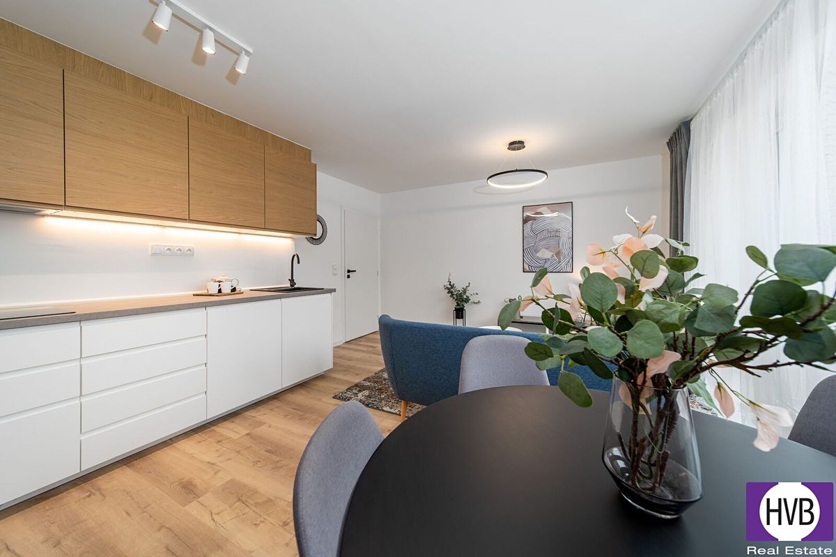 Prodej bytu 3+kk 68 m², Praha – fotka 1 z 3