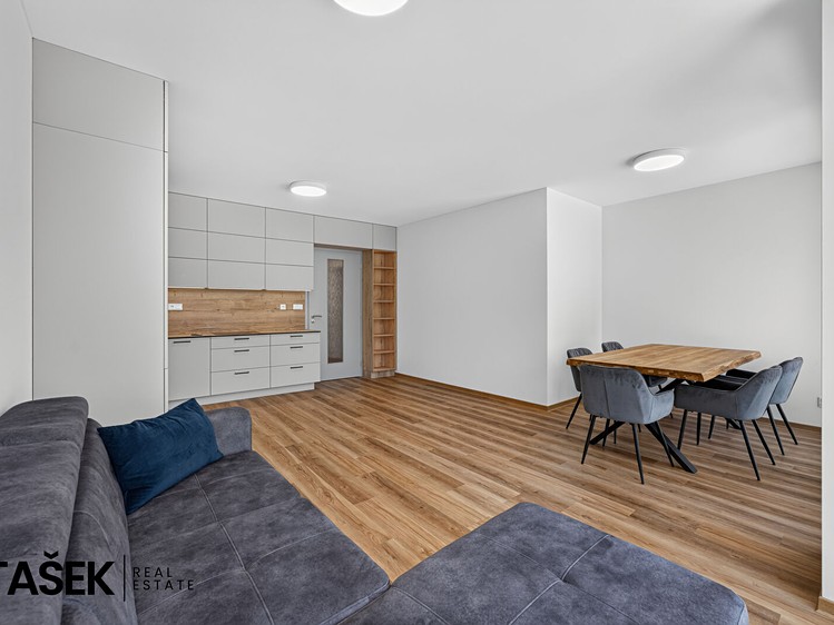 Prodej bytu 3+kk, 77 m² (9 z 20)
