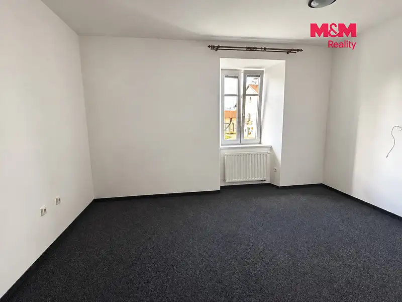 Pronájem bytu 1+kk 26 m², Řevničov – náhled fotky 2