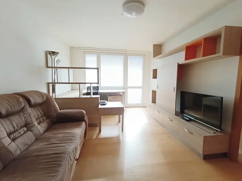Prodej bytu 3+1 75 m², Hradec Králové – náhled fotky 3