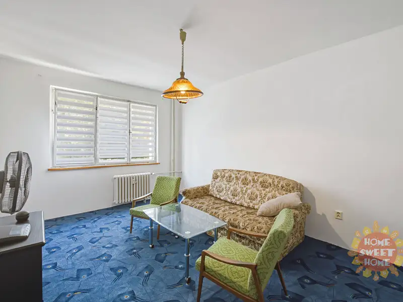 Pronájem bytu 2+1 53 m², Praha – náhled fotky 1