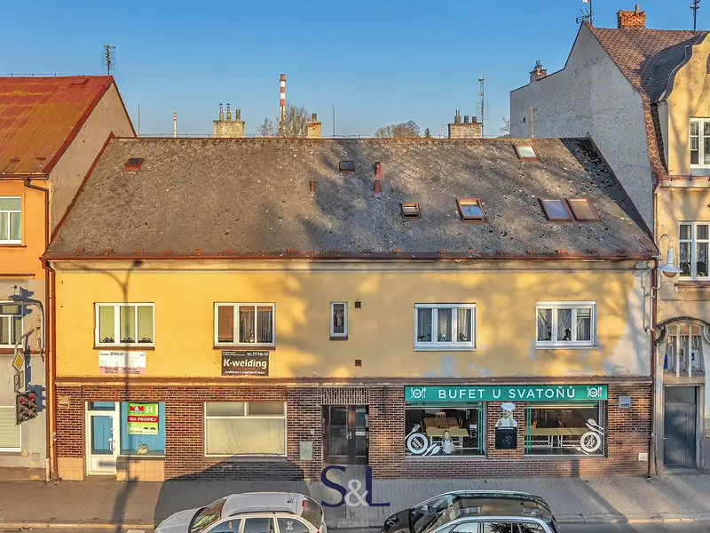Prodej rodinného domu 256 m², pozemek 207 m², Česká Lípa – náhled fotky 1