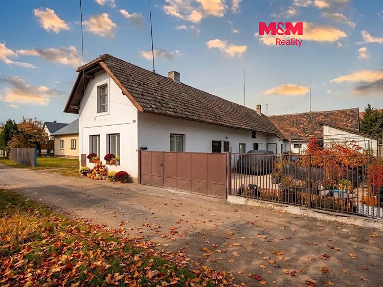 Haus zum Kauf, 213 m² (1 von 11)