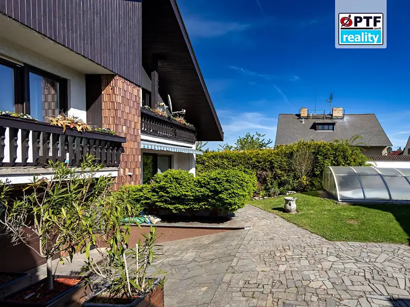Prodej rodinného domu 353 m², pozemek 743 m², Plzeň – náhled fotky 2