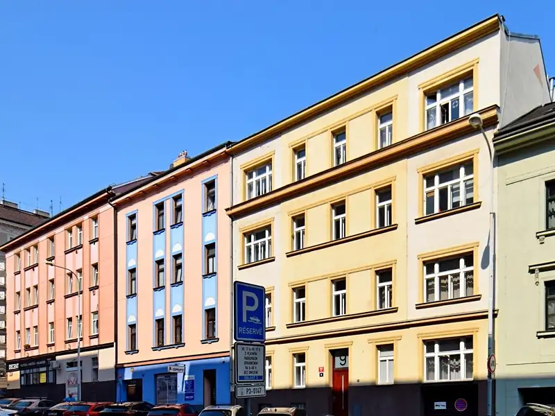 Pronájem bytu 1+kk 24 m², Praha – náhled fotky 1