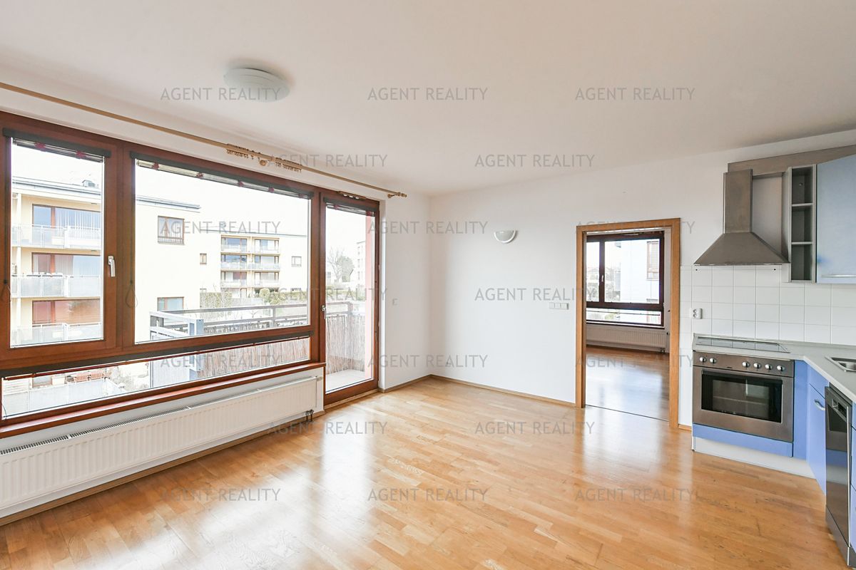 Pronájem bytu 2+kk 51 m² – fotografie 3