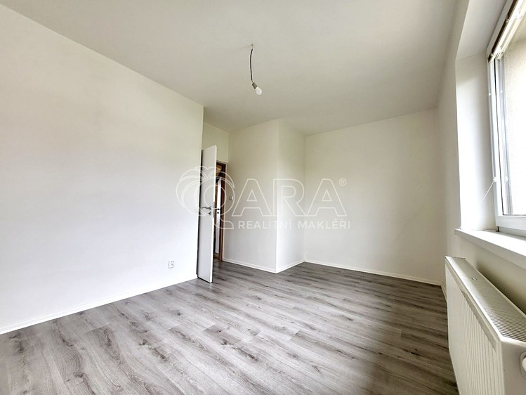 Pronájem bytu 4+1, 90 m² (9 z 28)