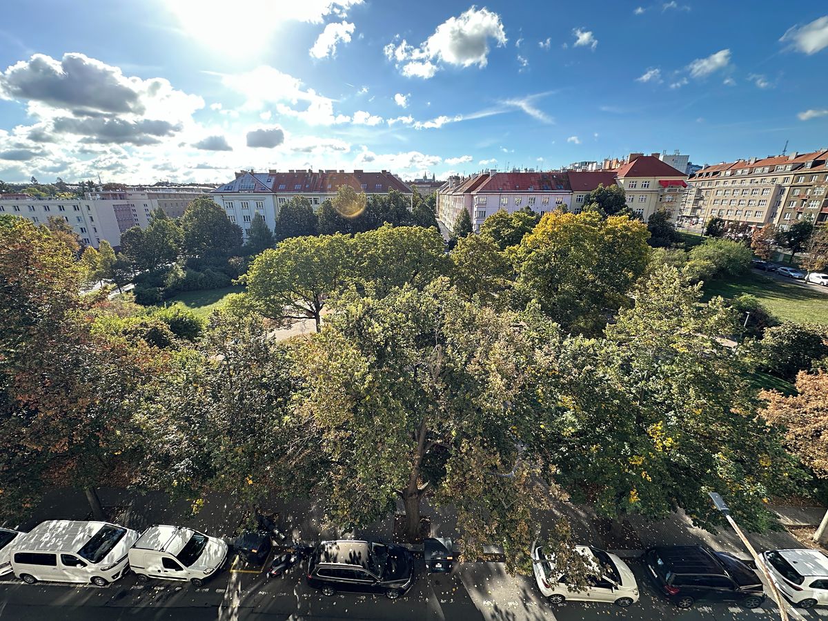 Prodej bytu 1+kk 34 m², Praha – fotka 1 z 3