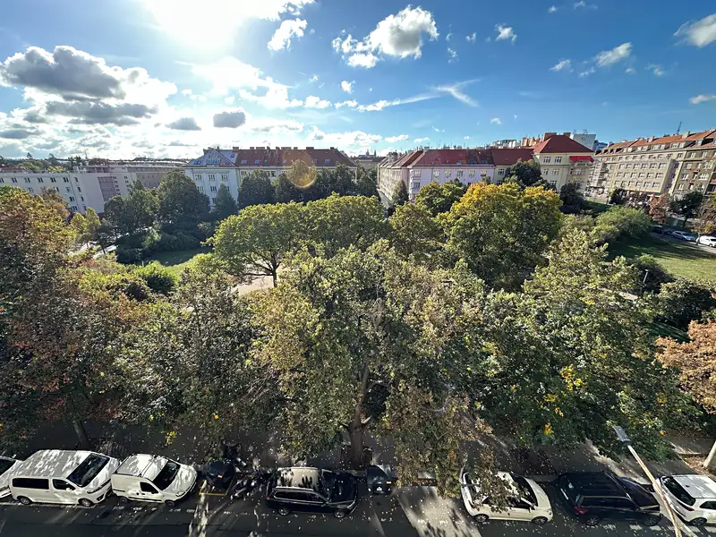 Prodej bytu 1+kk 34 m², Praha – náhled fotky 1