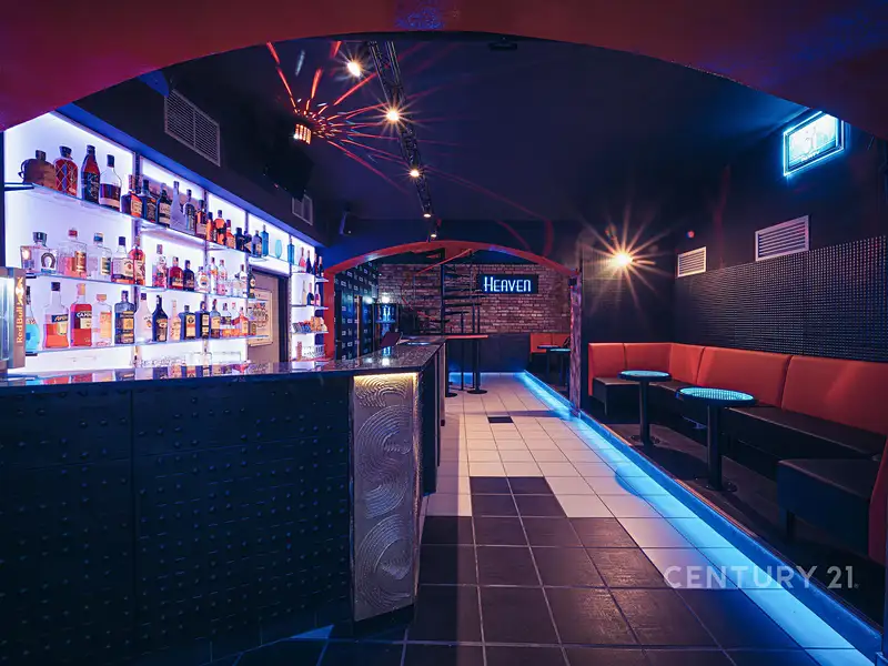 Prodej bytu atypický 400 m², Praha – náhled fotky 1